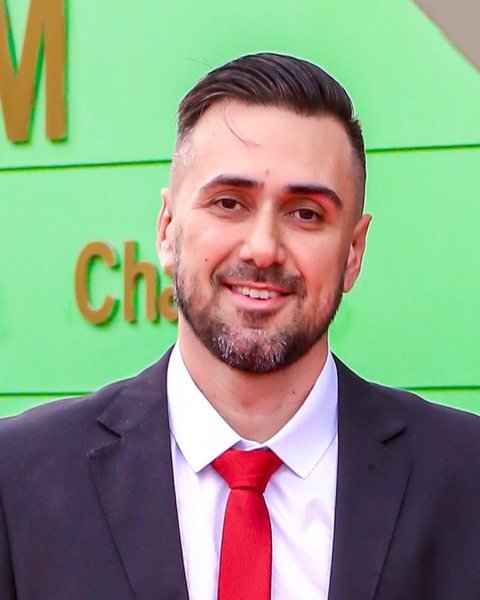 Leonardo Naves dos Reis